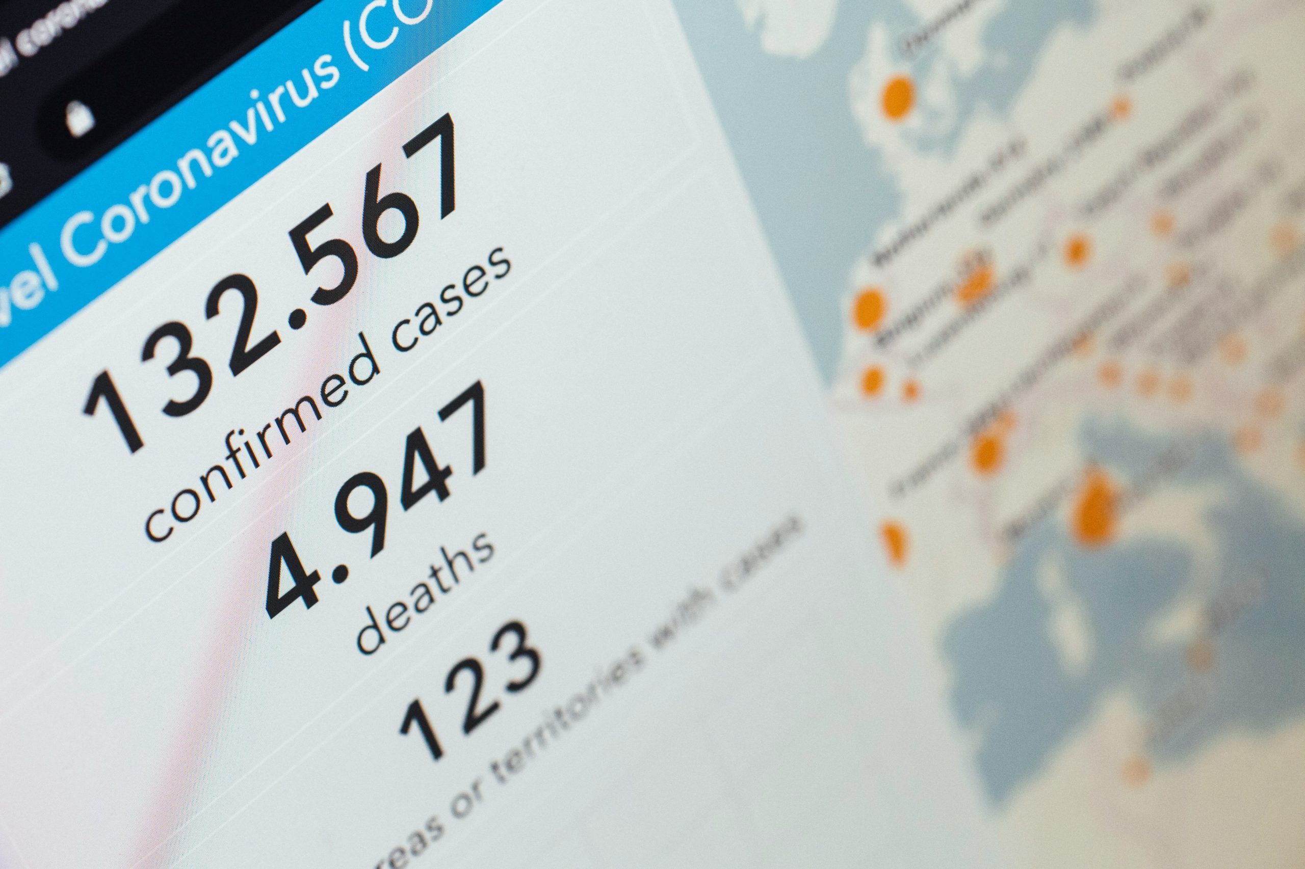 An infographic showing recent statistics about credit card and insurance fraud.
