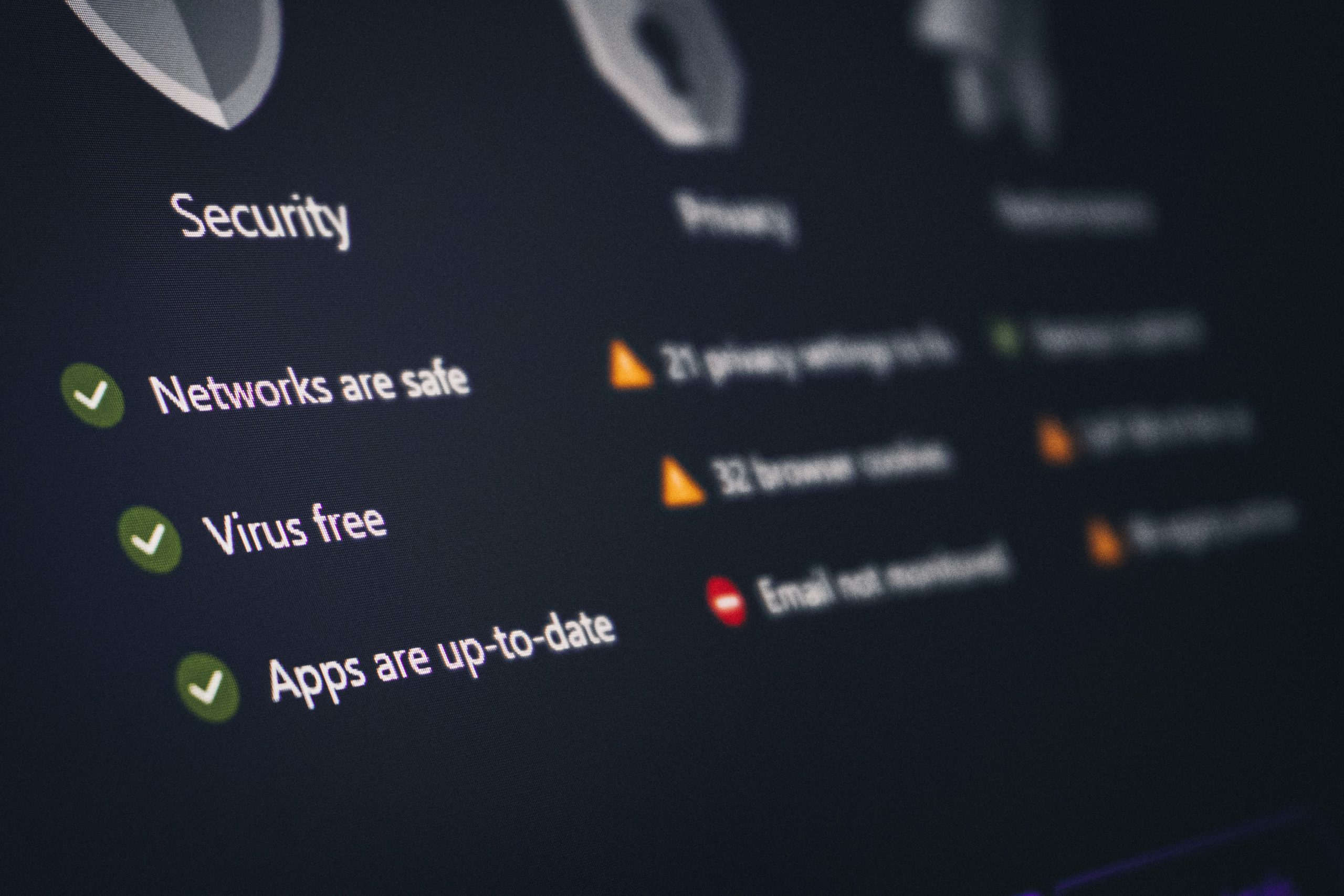 Infographic showing increase in identity theft cases annually