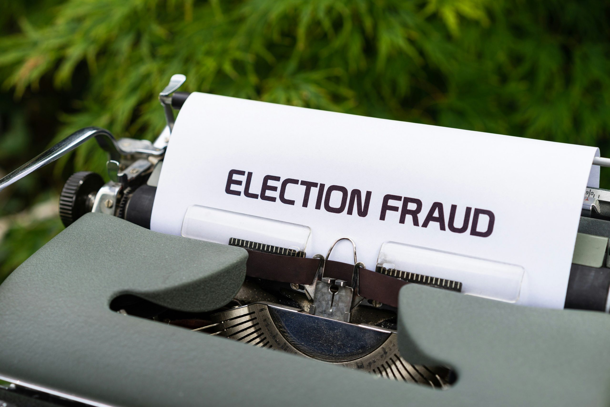 Infographic showing rising rates of financial fraud.